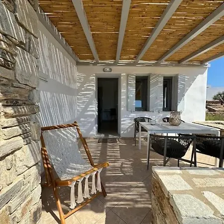 Beachfront House St Spiridon Tatil Evi *