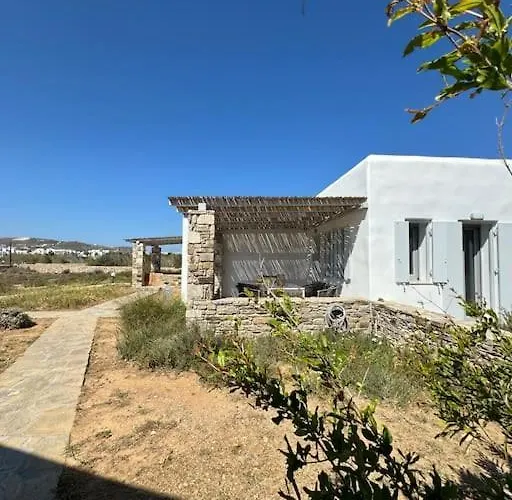 بيت للعطل Beachfront House St Spiridon أنديباروس