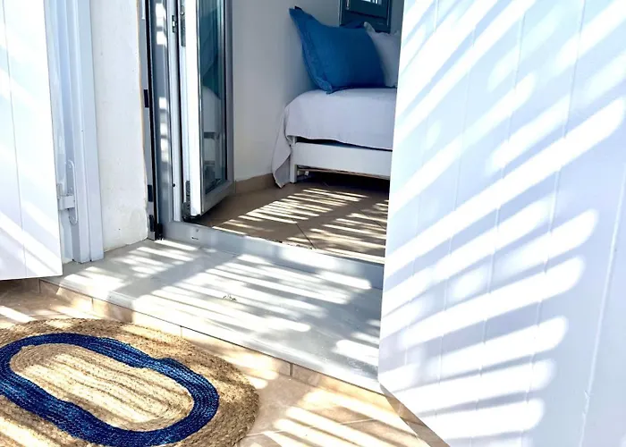 Beachfront House St Spiridon *