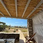 Beachfront House St Spiridon *