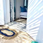 Beachfront House St Spiridon *