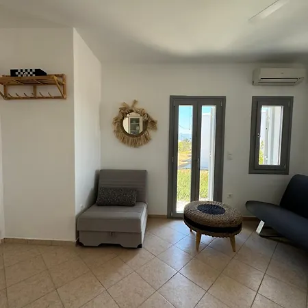 Ferienhaus Beachfront House St Spiridon *