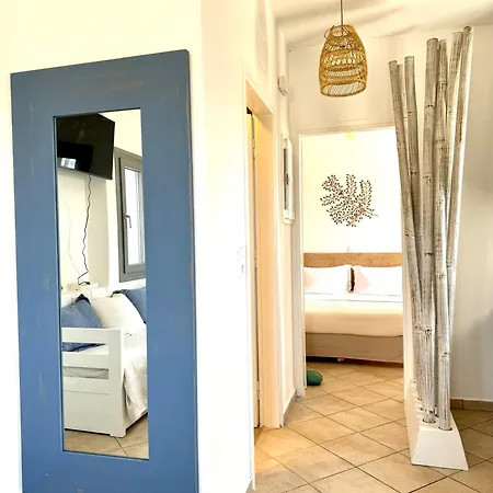 Beachfront House St Spiridon *