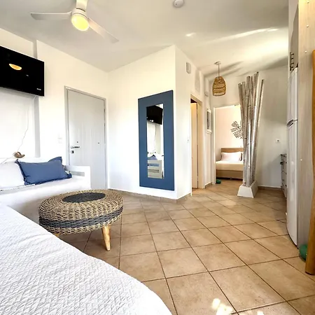 Beachfront House St Spiridon * Andiparos