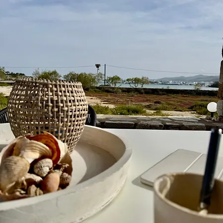 Ferienhaus Beachfront House St Spiridon *