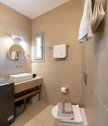 Beachfront House St Spiridon * Antiparos